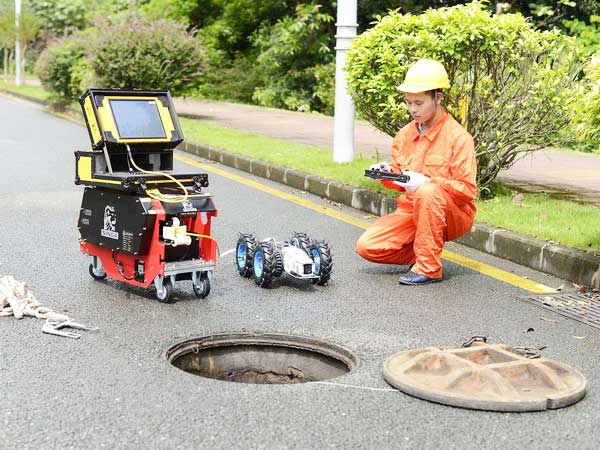 雨城管道机器人检测