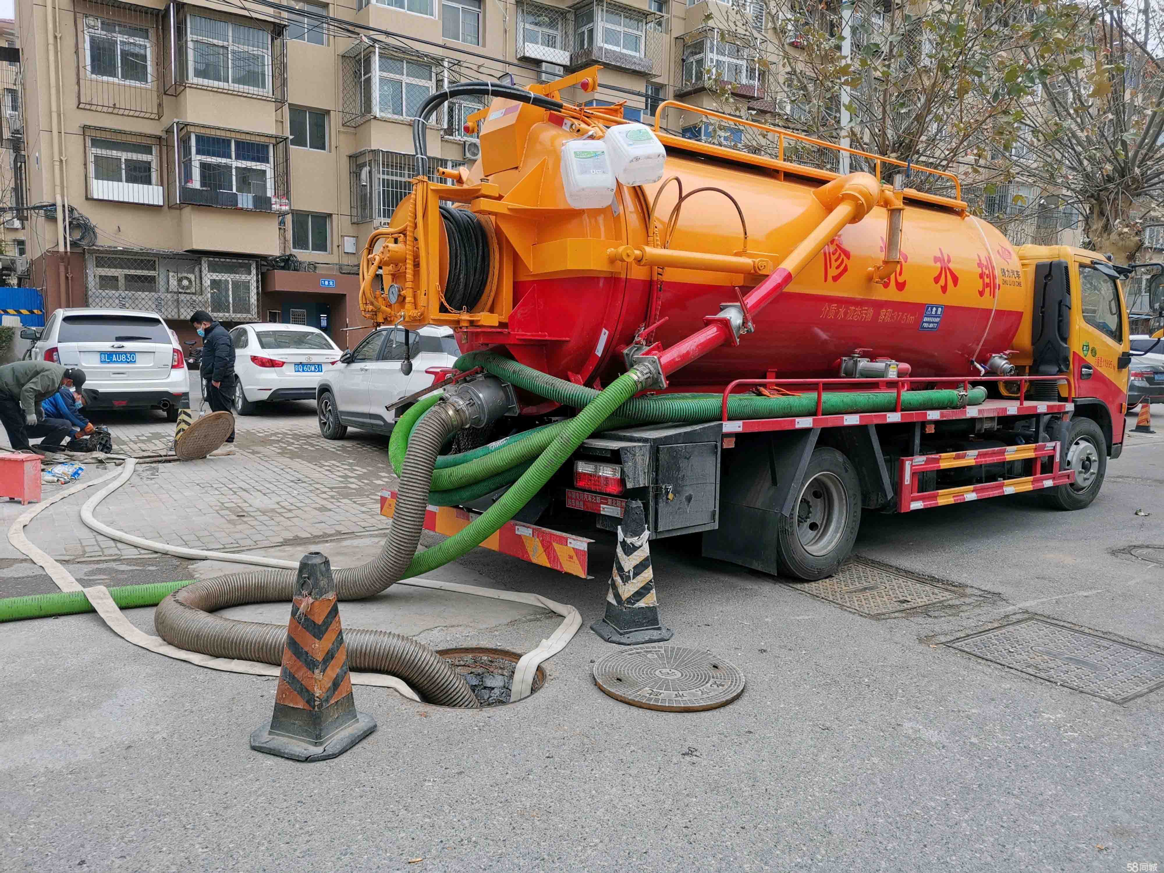 雨城抽粪吸污
